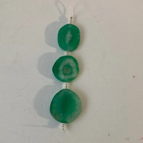 Elegant Green Agate Triple Drop strand. Ready for crafting - Picture 5 of 6